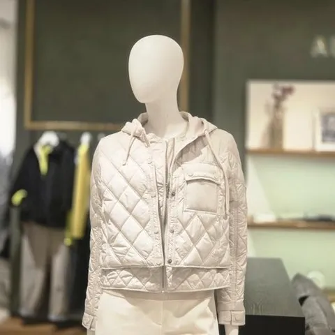 앤클라인 2631D0800스트링장식 패딩점퍼