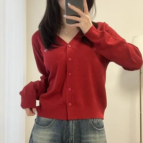 옷자락 여자 러블리 하트자수 브이넥 빨간색니트 가을 가디건_P406570324