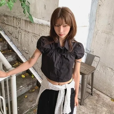 패션플러스 다잇템] 여성 반소매 귀여운 탱크 카라넥 잔주름 벌룬 블라우스22530072588872