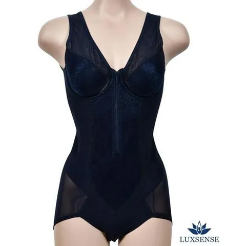 패션플러스 [셀럽하우스] 볼륨감 IDYE1824 짱짱한보정 와이어몰드 지퍼올인원