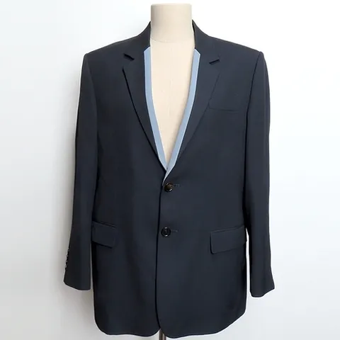 구찌 고이비토 중고명품 Gucci(구찌) 814326 네이비 컬러 카라 디테일 울 2버튼 남성용 슈트 정장 - 52사이즈