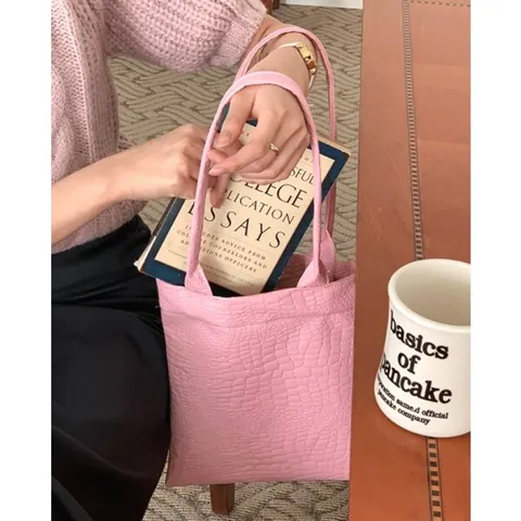 Sold wani shoulder bag