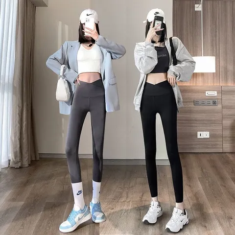 다리가 길어보이는 심리스 컷팅 고탄력 레깅스 착시