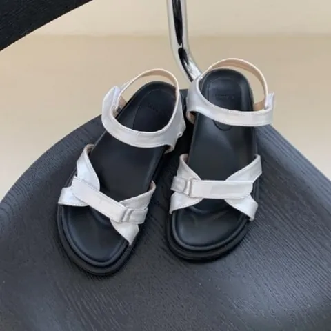 |CCS7BFC|여성 편안한 통굽 스트랩 샌들