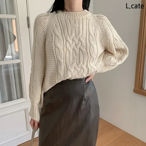 엘케이트 여성 니트 LRT3351 여자 뒷트임 퍼프 꽈배기 티셔츠