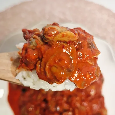 [당일배송] 비리지 않는 밥도둑 양념꼬막장 400g x 2통