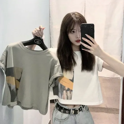 그래픽 아트 여성 크롭 숏 여름 반팔