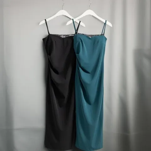 |KSO584E|여성 레이어드 레이스 셔링 슬림핏 H라인 롱드레스