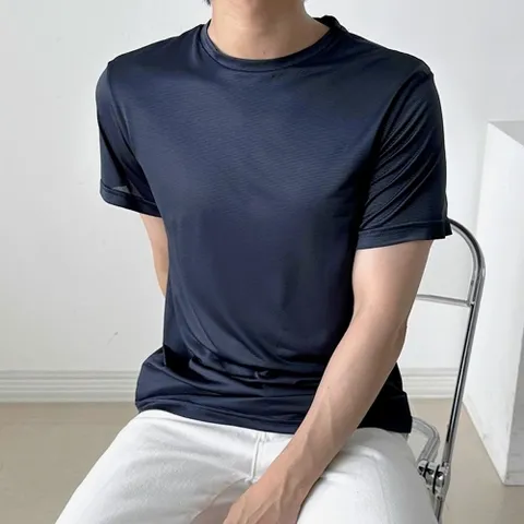 시원한 여름철 기본템 남자 쿨 얇은 심플 반팔 티셔츠