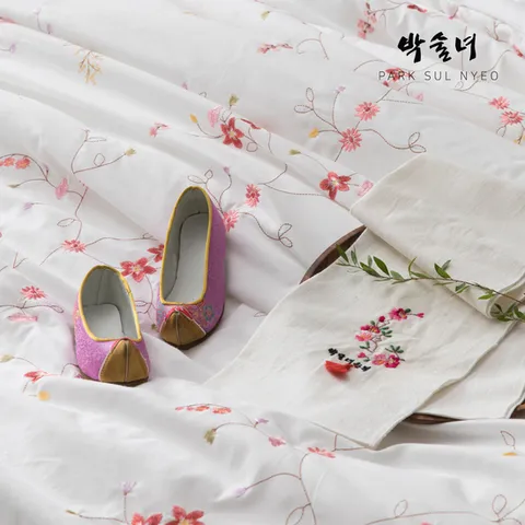 (SS) 박술녀 올오버자수 광목차렵침구 풀세트 (작품명 : 야생화)