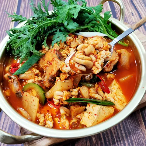 청정한상 곤이가득 부산 동태탕 밀키트 쿠킹박스 2인분 550g