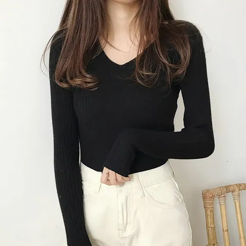 데일리룩 여자 브이넥 티셔츠골지 브이넥 티셔츠