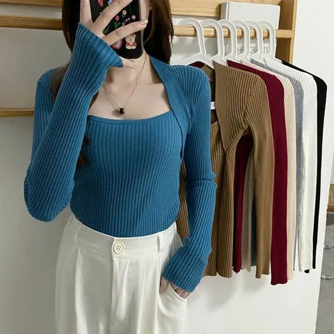 스퀘어넥 날씬핏 슬림한 골지 니트 긴팔 여성