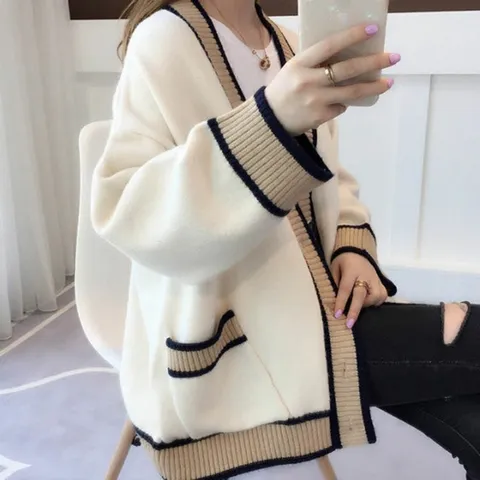 예쁜 배색 캐쥬얼 느낌 기본 베이직핏 데일리 가디건