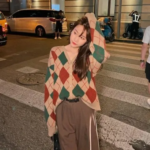 스타일 커버 봄가디건 핏 아가일 예쁜 데일리룩 체형