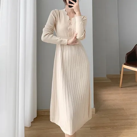 세로라인 물결모양 카라 플레어 스커트 원피스 베이지