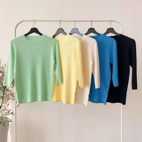 [애슬릿] 여성 라운드 간절기 봄 7부 컬러 케이블 꽈베기 스웨터 니트