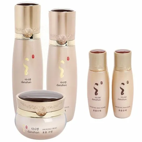 진일보된 삼십홍보단 여성 스킨로션크림 화장품세트 (WA53F76)