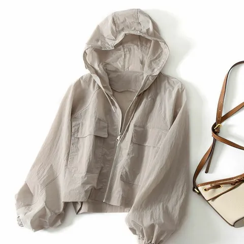 여성 2컬러 세미크롭 가을 간절기 경량 바람막이 점퍼 (HJJ-WFFO61P)