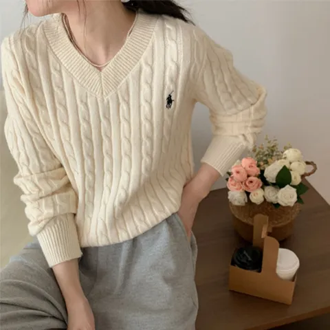 (바바라옷장) B-220106 - 폴형 꽈베기 브이넥 니트 케이블니트 간절기니트 겨울니트 꽈베기니트