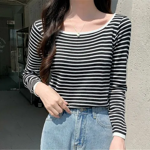 [라일리의류] Rly 라운드넥 단가라 스트라이프 니트 긴팔 티셔츠