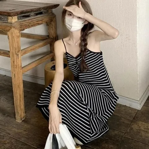[라일리의류] Rly 촘촘 니트짜임 여름소재 니트 롱원피스 여신룩 원피스