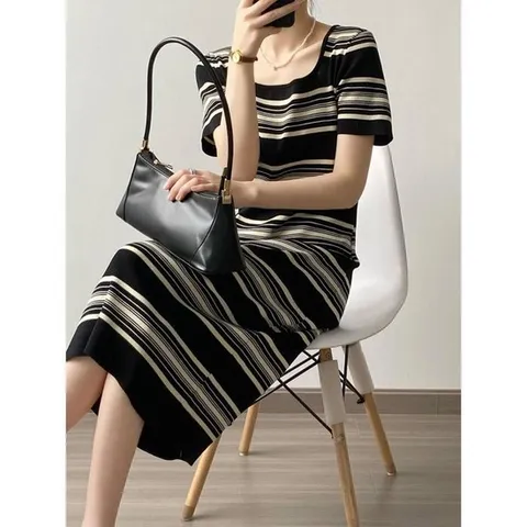 G126580멀티스트라이프 니트원피스