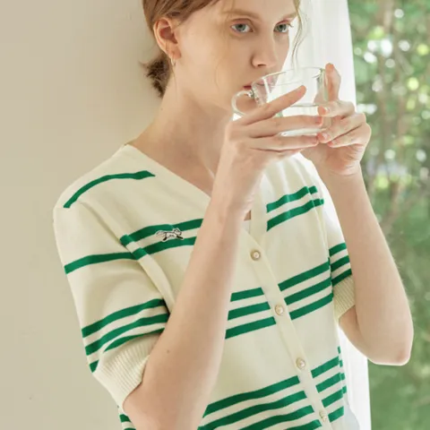 공식 스트라이프 클래식 반팔 가디건