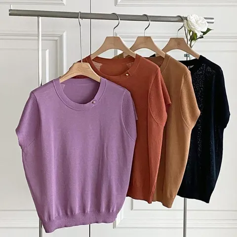 여자 클래식 골드장식 비스코스 캡소매 시보리 니트