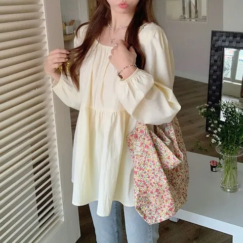 스퀘어넥 여성 러블리 셔링 블라우스 크림 (WFFRJ1Q)