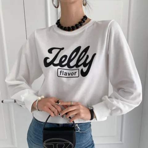 M7 여자 부드러운 FW 필기체 U넥 세미크롭 맨투맨