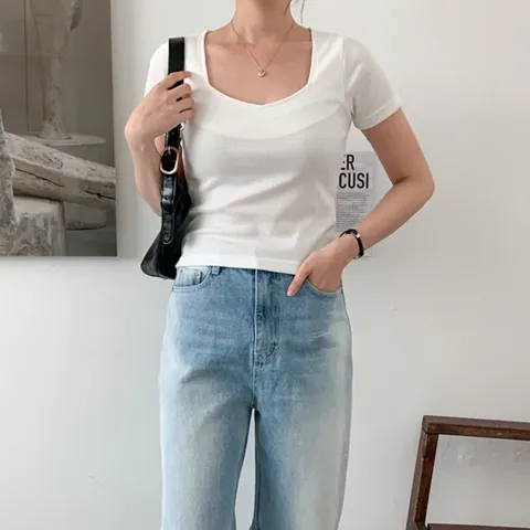 (린다샵) 비제르 브이스퀘어 슬림핏 세미크롭 골지 반팔