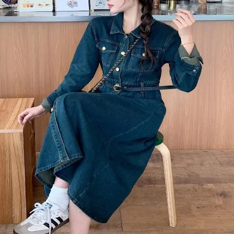 로티아 벨티드 데님 원피스