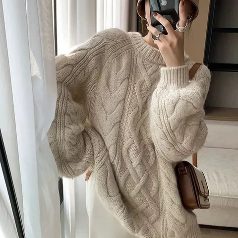 여자 데일리 도톰 포근 꽈배기 니트 루즈핏 겨울코디 (WB38E26)