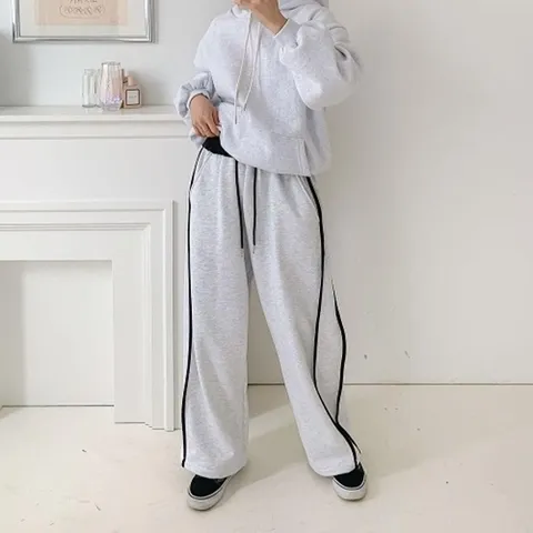 (브이와이) VY 여자 라운지웨어 와이드핏 사이드라인 미니멀리즘 통 팬츠_15525922_588847