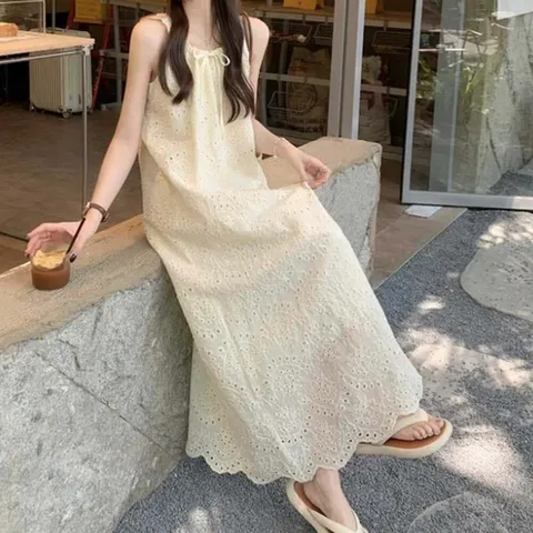 (모노무드) 모노무드 스퀘어넥 아일렛 자수 맥시 원피스 휴가철 펀칭 나시