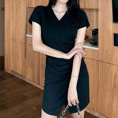 (모노무드) 모노무드 Y-26483 여름 여성 캐주얼 데이트 패션 필수템 올블랙 하객룩
