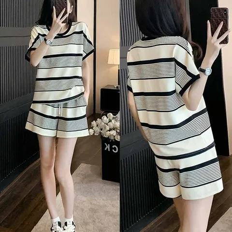 (모노무드) 모노무드 여자 여름 츄리닝 트레이닝 반팔 밴딩 반바지 세트