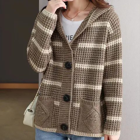 (블랙퀸) 블랙퀸 빅버튼 니트 후드 가디건 blk003872