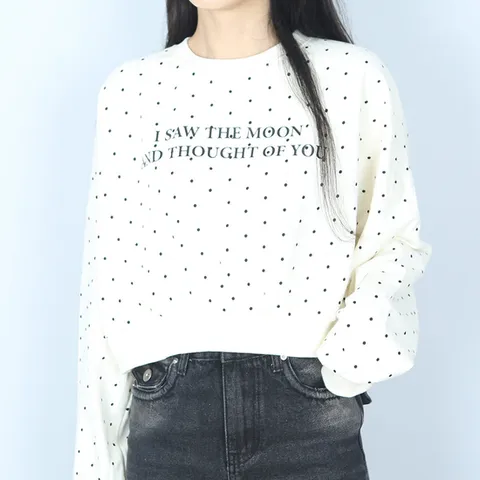 (파라노말샵) 도트 레터링 라운드 땡땡이 세미 크롭 맨투맨 (파라노