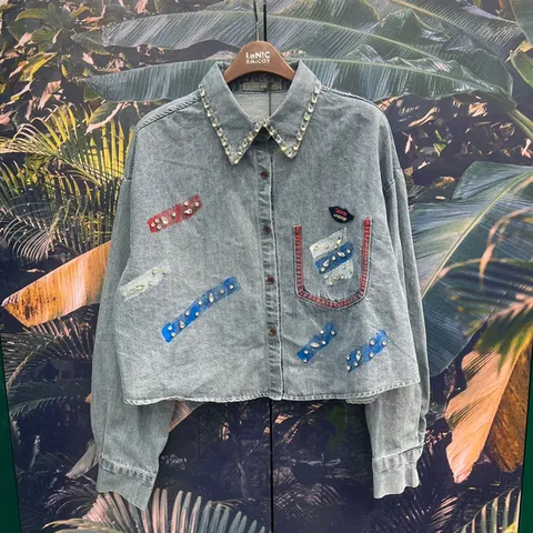 (르니앤맥코이) 물방울큐빅카라페인팅크롭청셔츠MN05BL010_IC