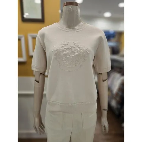 50438029-BCBG 세이브존01 엠블럼 부클리 텍스쳐 라운드넥 니트 풀오버 B6B3K408