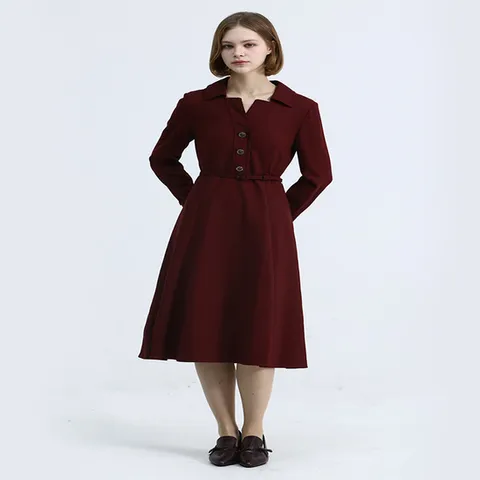 (데코) 데코(DECO) 벨티드 오픈카라 플레어 원피스 (택가격 799000원)