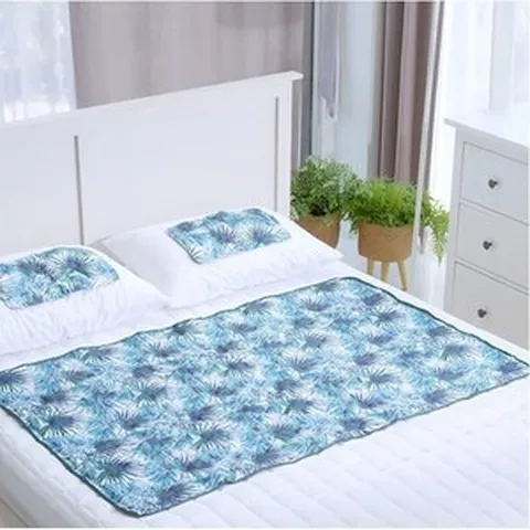 히라카와 쿨젤매트 95cmx45cm 접이식 폴드형 냉각 쿨매트 얼음매트 시원한 여름매트