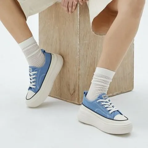 스프리스 여성 쿠션키높이스니커즈 데님 SHSPSN23F01WBL