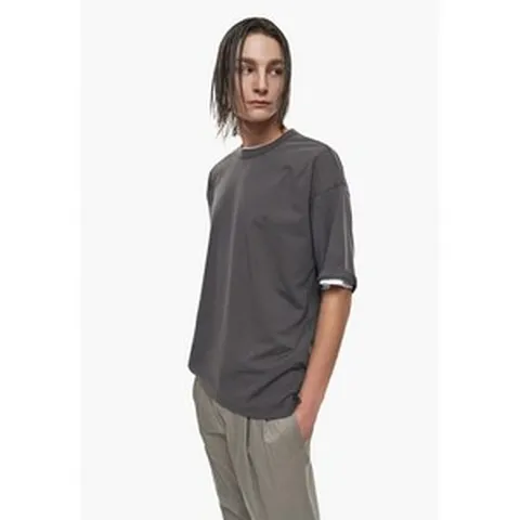 지오송지오 타임리스 크루넥 티셔츠 차콜 ZG3TS392CH