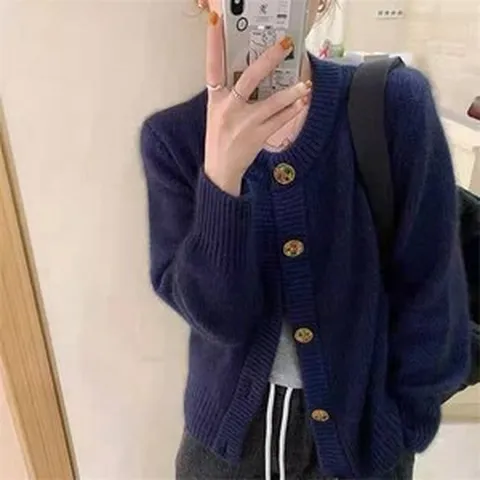 여자 단추카디건 간절기 스웨터 니트가디건 기본핏 오피스 봄가을 정장이너 캐주얼 데일리 라레브 유라고 키스해링
