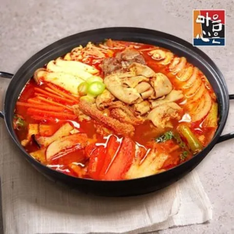 [마음심은] 배윤자 푸짐한 소곱창전골 800g x 3팩, 3개