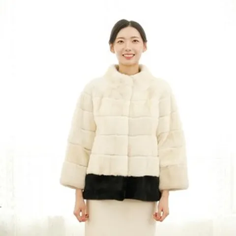 [우진모피] 우진(WJ)모피 코펜하겐퍼 휘메일풀스킨 호리젠탈 밍크코트 국내생산 본사직영