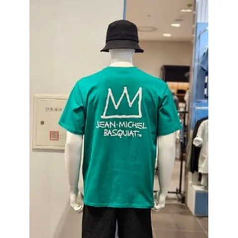 CLRIDE 클라이드 앤 미친!!특가2024 매장 1등판매률 품절상품[CLRIDE.N]50% 장미쉘 바스키아 라인 . 왕관 콜라보 등판 아트웍 포인트 고퀄 라운드넥 반팔 티셔츠2